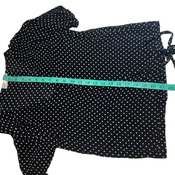 Pink Republic Side Knot Wrap Polka Dot Top size L - Picture 14 of 16